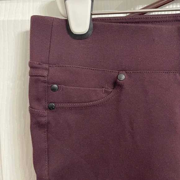 Liverpool Womens Jeans 8/29 Eggplant Purple Elastic Waist Pull On Stretch - Picture 2 of 5